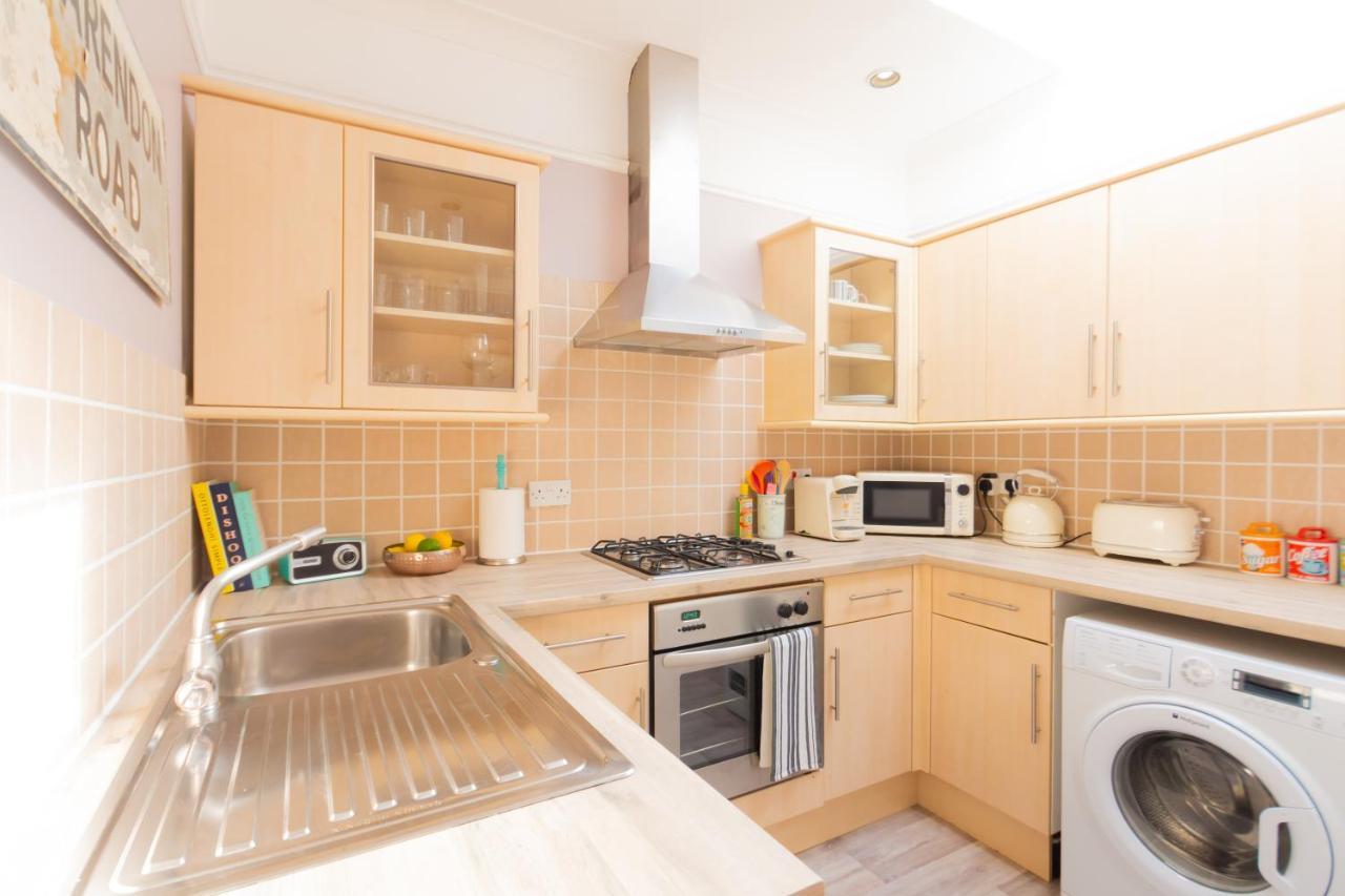 Spacious Split Level Flat In Great Location Portsmouth Exterior photo